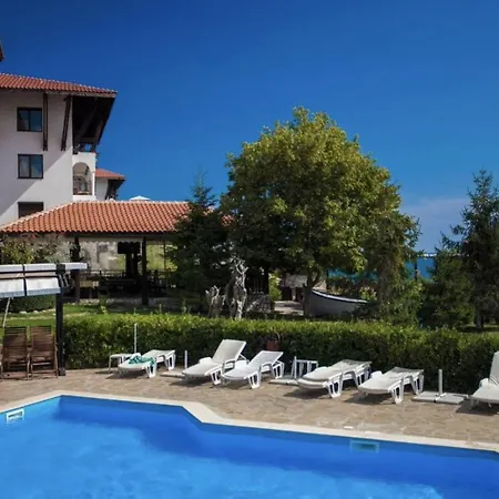 Апартаменты Apartello Monastyra 2, Marina Dinevi, - Private
